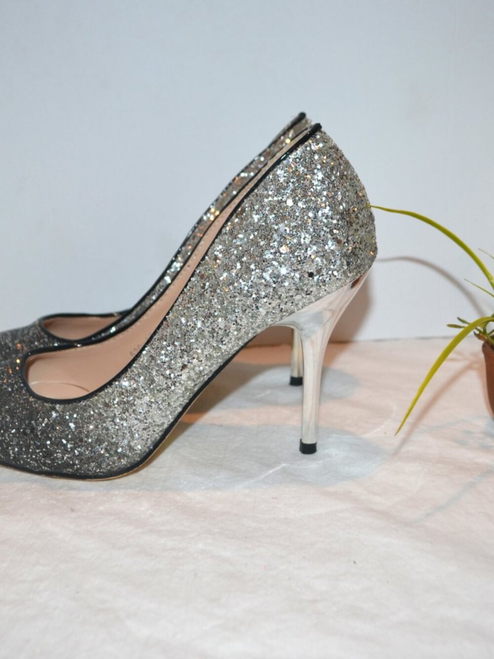 Jimmy Choo Sparkle Silver Ombre Romy Glitter Metallic Heels Size 9
